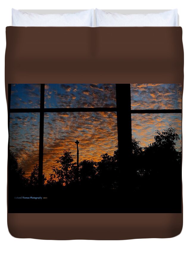 Autumn Duvet Cover featuring the photograph September Dawn 2021 1P9120007 by Richard Thomas
