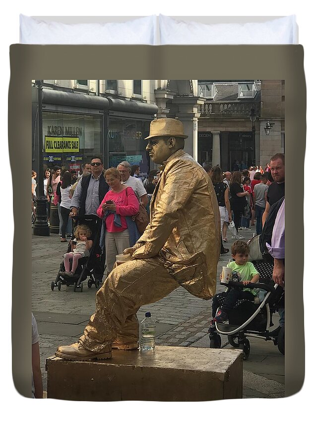 London Duvet Cover featuring the photograph Something Is Missing by Calvin Boyer