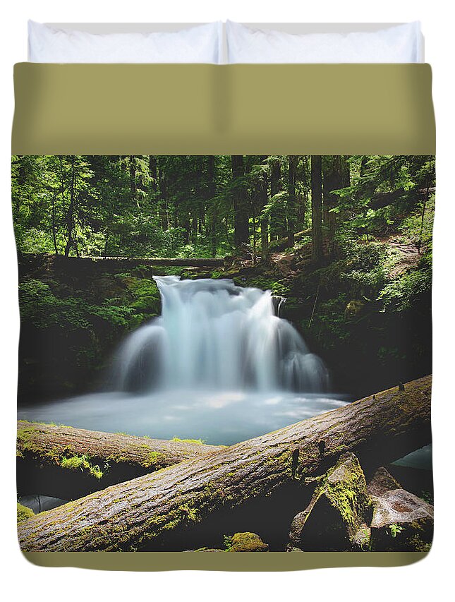 Waterfalls Duvet Cover featuring the photograph Soul Cleansing by Laurie Search