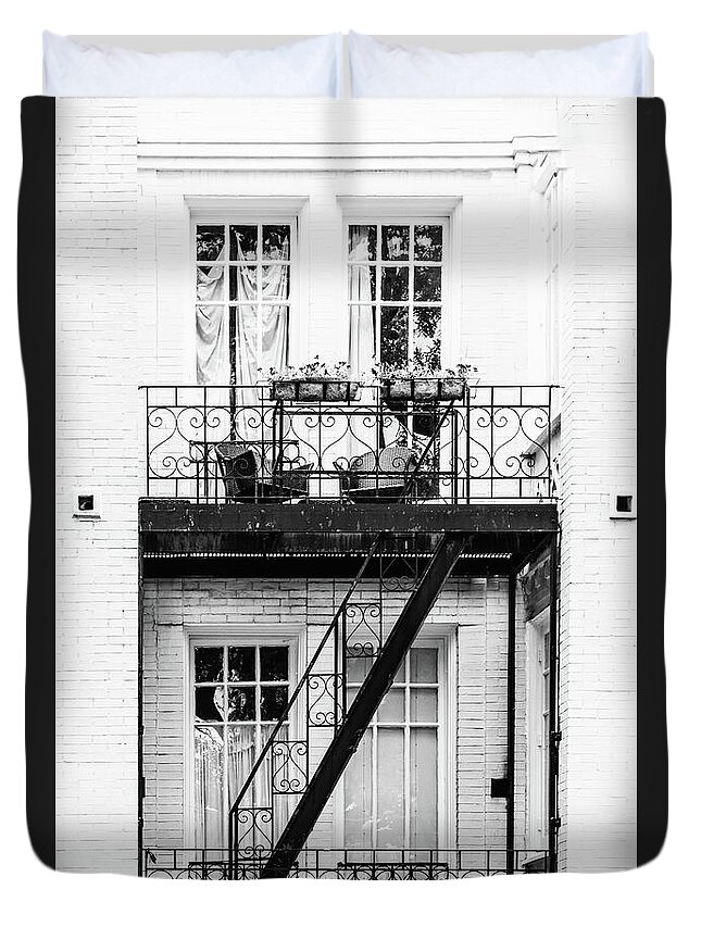 Black & White Duvet Cover featuring the photograph Southern Charm by Laura Roberts