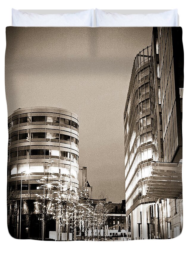 B&w Duvet Cover featuring the photograph Spinningfields at night by Neil Alexander Photography