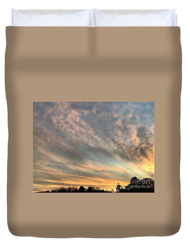 Sunset Duvet Cover featuring the photograph Splash Sunset by Catherine Wilson