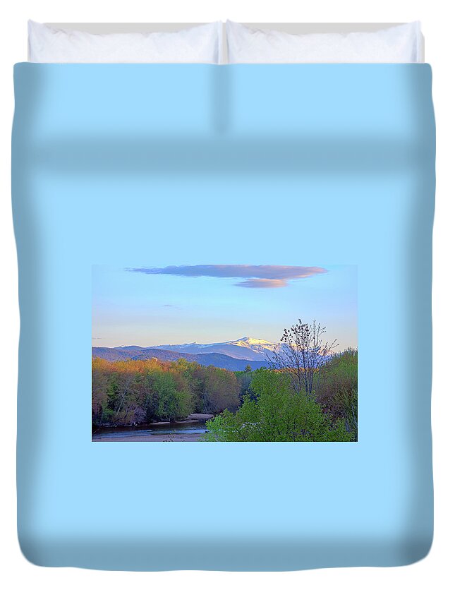 Mt Washington Nh Duvet Cover featuring the photograph Spring in The White Mountains by John Rowe