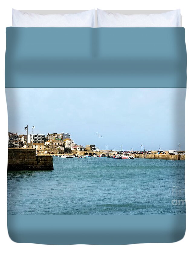 St. Ives Duvet Cover featuring the photograph St Ives Harbour by Terri Waters