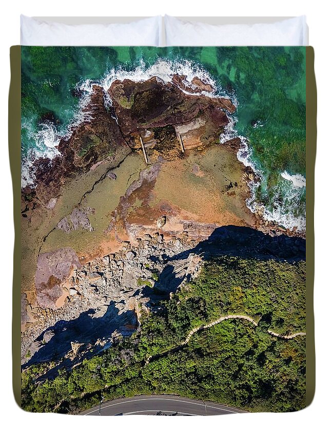 Beach Duvet Cover featuring the photograph Sth Bilgola Headland No 1 by Andre Petrov