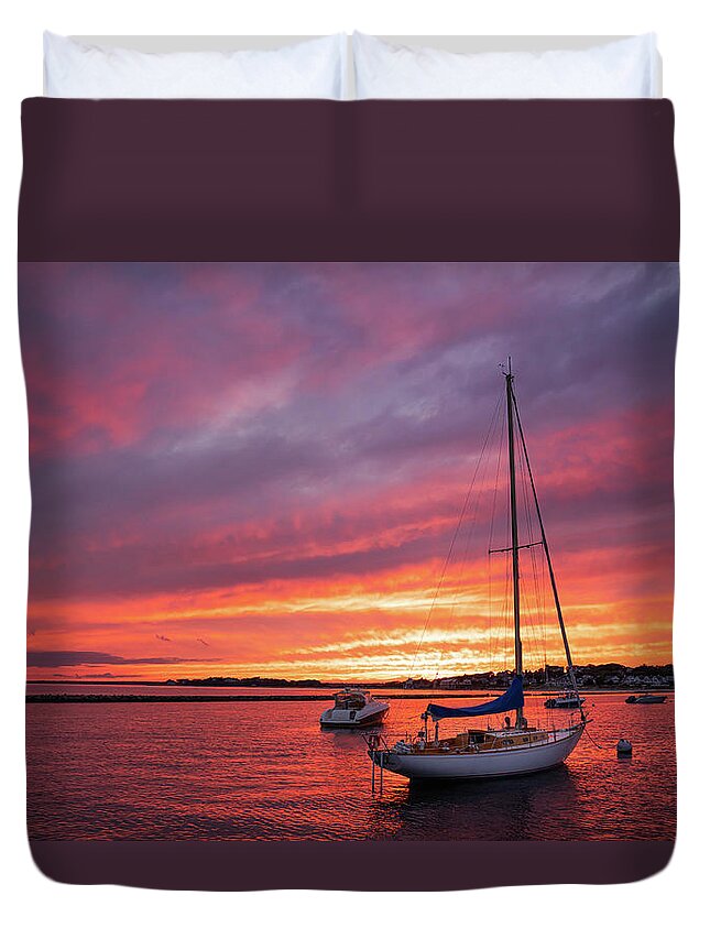 Cape Cod Duvet Cover featuring the photograph Sundown at The Cape by Sylvia Goldkranz