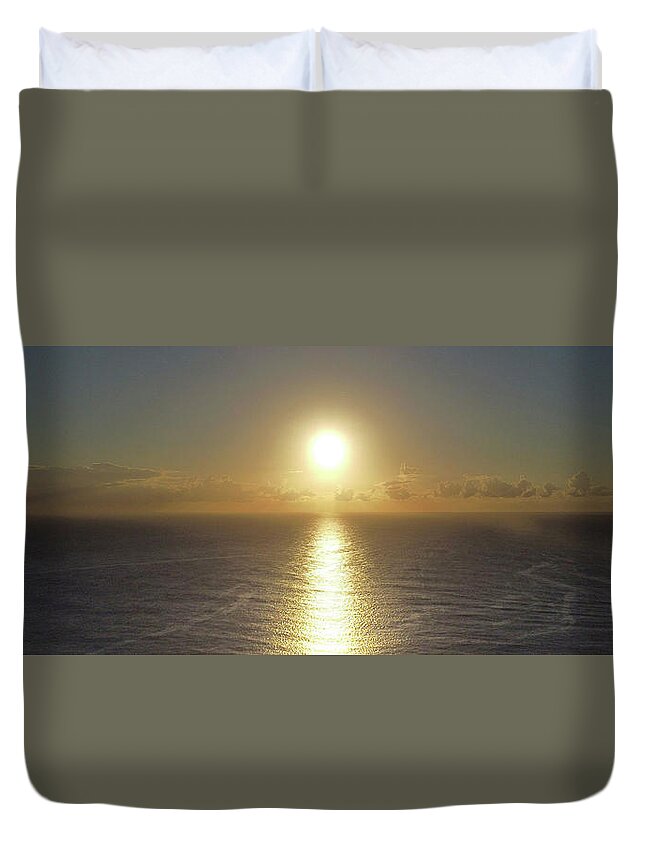 Beach Duvet Cover featuring the photograph Sunrise over Long Reef No 4 by Andre Petrov