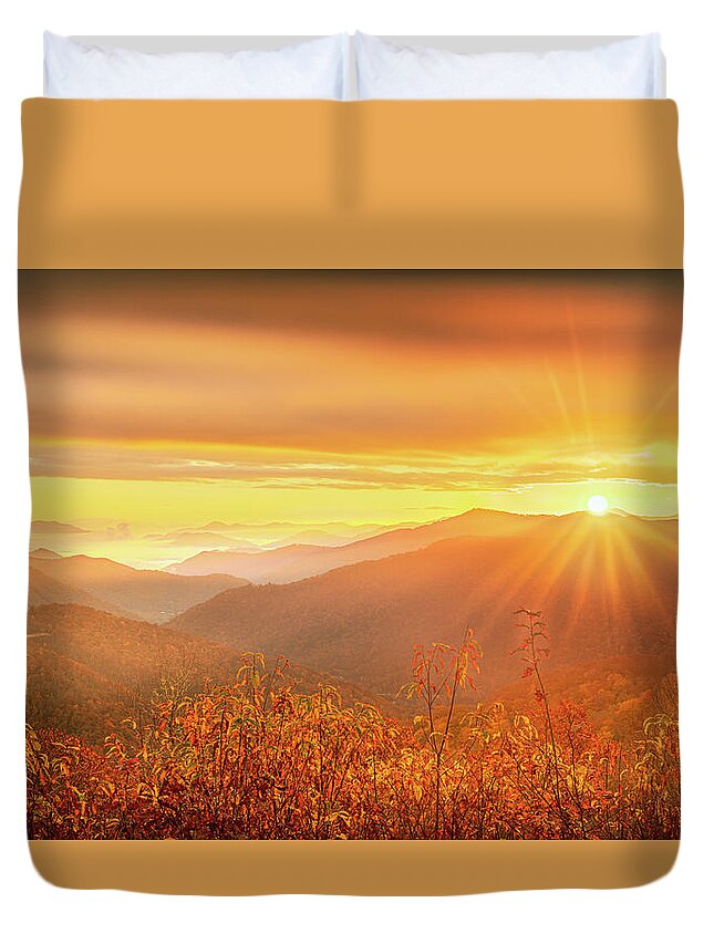 Maggie Valley Duvet Cover featuring the photograph A Sunrise To Remember by Jordan Hill