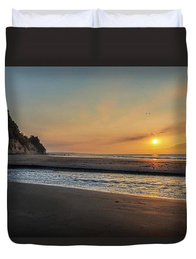 Ecuador Duvet Cover featuring the photograph Sunset at Tonchigue beach by Henri Leduc