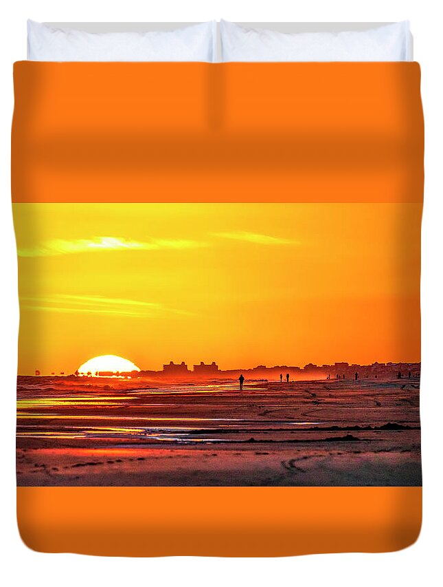 Sunset Duvet Cover featuring the photograph Sunset on Indian Beach by Allen Carroll