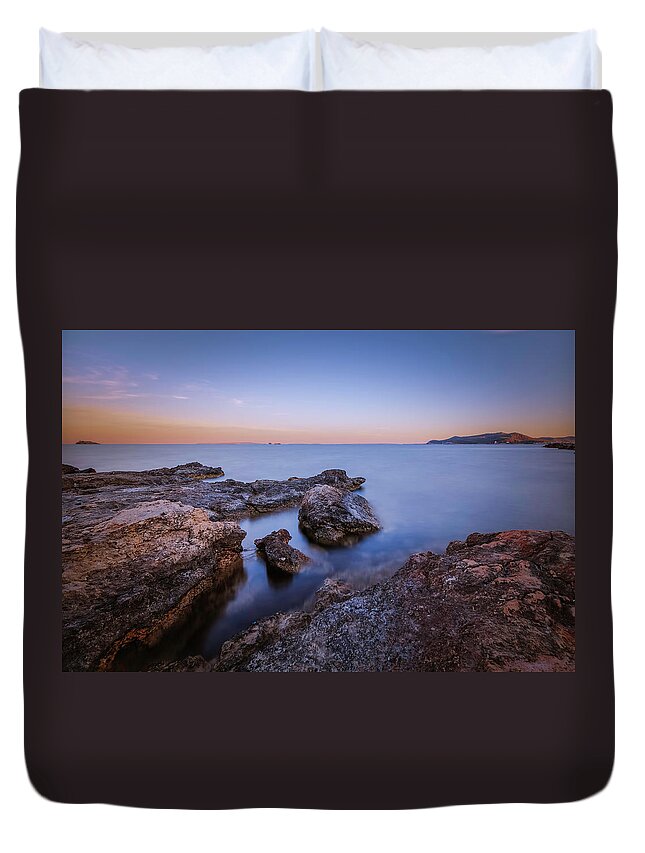 Seascape Duvet Cover featuring the photograph Sunset on the Rocks by Rick Deacon
