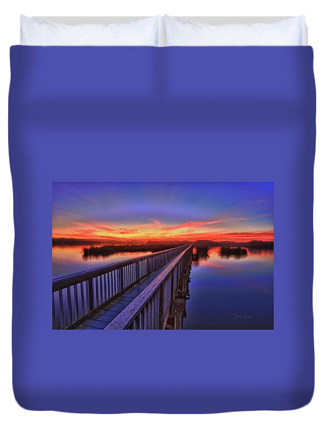 Oso Flaco Lake Duvet Cover featuring the photograph Sunset Walkway by Beth Sargent