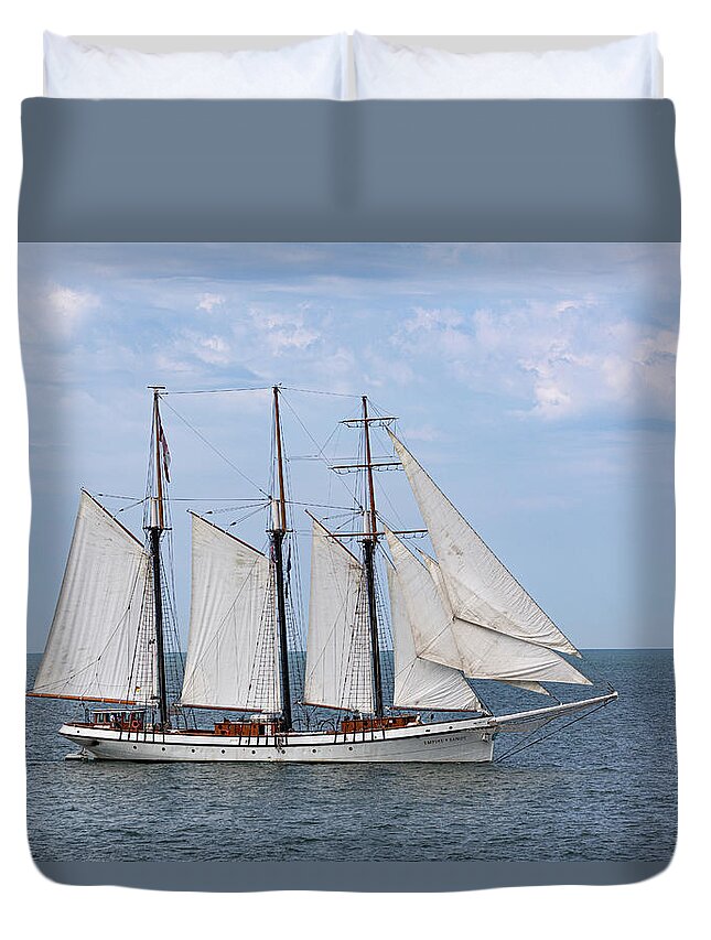 Boats Duvet Cover featuring the photograph Tall Ship Schooner Empire Sandy by Dale Kincaid