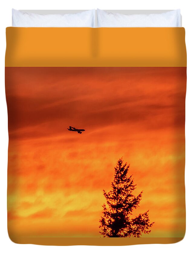 Kc 135 Duvet Cover featuring the photograph Tanker in Sunset by Dorothy Cunningham