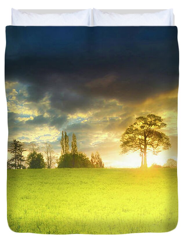 Landscape Duvet Cover featuring the photograph The day is waking up 1 by Remigiusz MARCZAK
