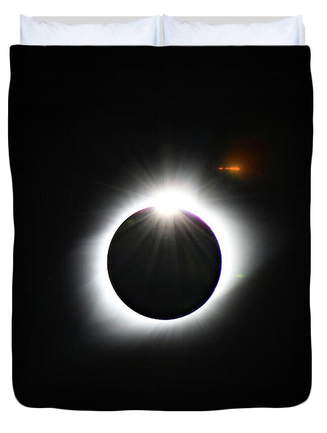 Eclipse; Diamond Ring; Corona; Light Flare; Night; Sky; Duvet Cover featuring the photograph The Diamond Ring by Tina Uihlein
