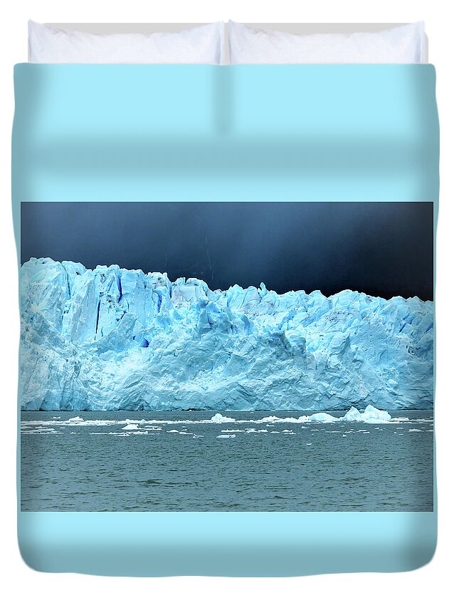 Blue Ice Duvet Cover featuring the photograph The Elegance of Mother Nature by Leslie Struxness