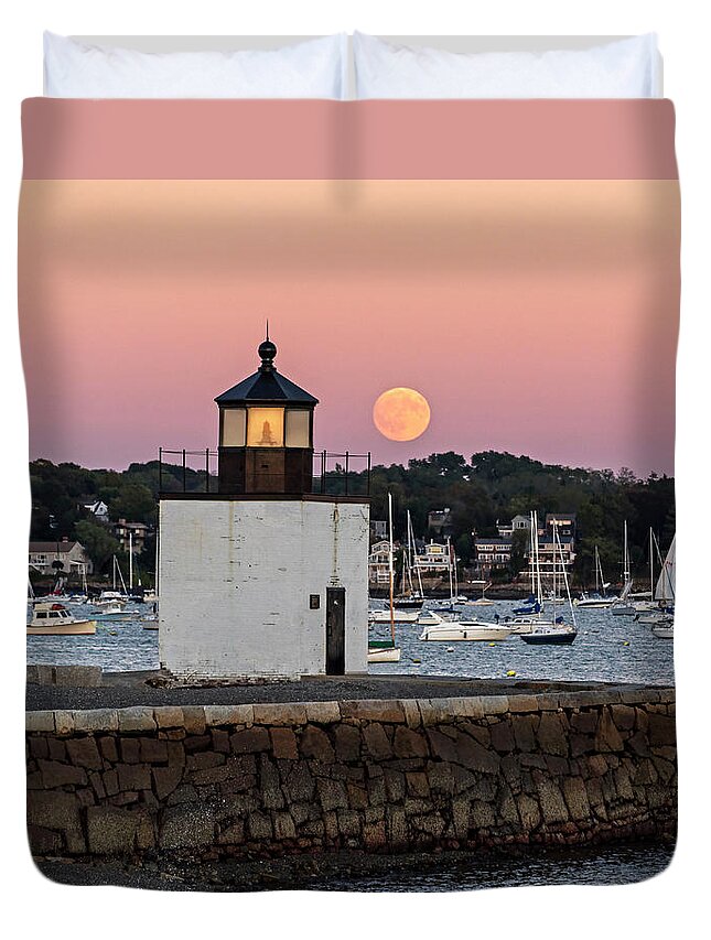 Salem Duvet Cover featuring the photograph The Harvest Moon Rising on Derby Light Salem MA by Toby McGuire
