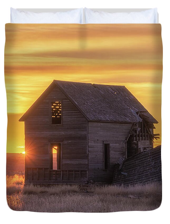 Abandoned Duvet Cover featuring the photograph The Last Sunset by Darren White