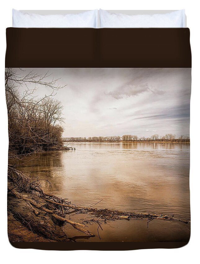 Landscape Duvet Cover featuring the photograph The Muddy Missouri by Linda Shannon Morgan