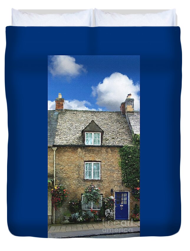 Stow-in-the-wold Duvet Cover featuring the photograph The Pound Too by Brian Watt