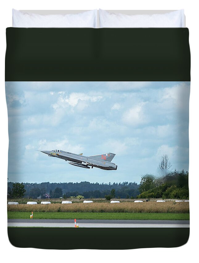 Take Off Duvet Cover featuring the photograph The retired J35 Draken take off and still going strong by Torbjorn Swenelius