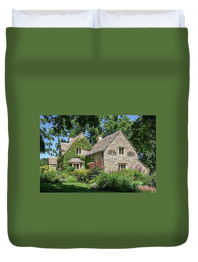 Greenfield Village Duvet Cover featuring the photograph A Cotswold Cottage by Robert Carter