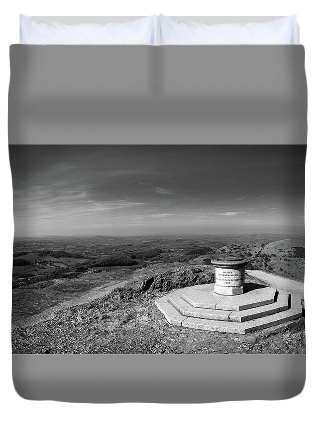 Beacon Duvet Cover featuring the photograph The toposcope and memorial on Worcestershire Beacon by Seeables Visual Arts