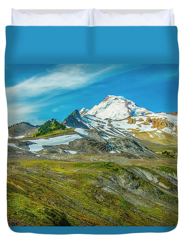 Mount Baker Duvet Cover featuring the photograph The Trail Beckons by Doug Scrima
