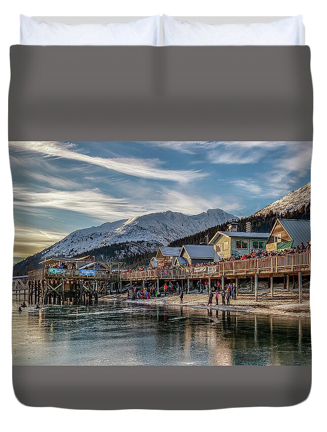  Duvet Cover featuring the photograph There You Go Again And Here I Come by Michael W Rogers