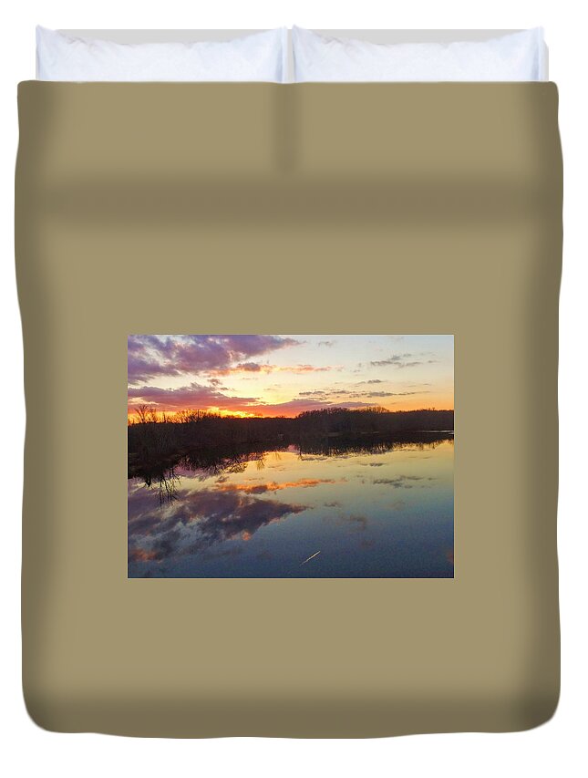  Duvet Cover featuring the photograph Tinkers Creek Park Sunset by Brad Nellis