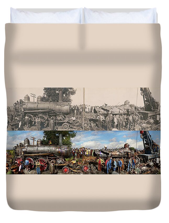Train Duvet Cover featuring the photograph Train - Accident - Meeting head to head 1909 - Side by Side by Mike Savad