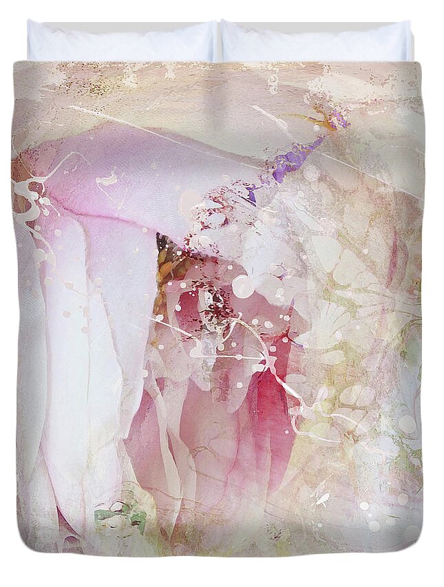 Abstract Duvet Cover featuring the photograph Trapped in Wonderland by Karen Lynch