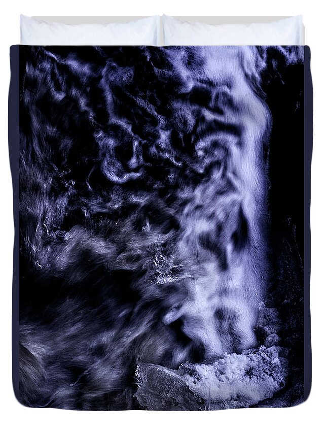 Minnesota Duvet Cover featuring the photograph Travel By Light by Cynthia Dickinson