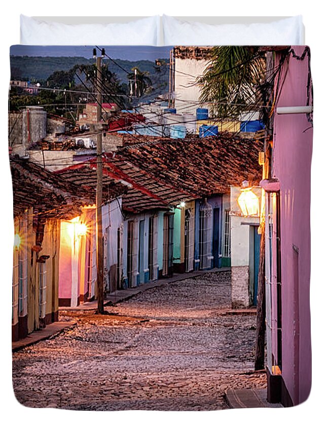 Havana Cuba Duvet Cover featuring the photograph Trinidad Street by Tom Singleton