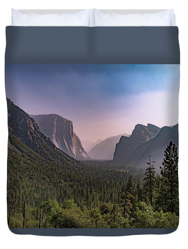 Tunnel View Duvet Cover featuring the photograph Tunnel View by Cindy Robinson