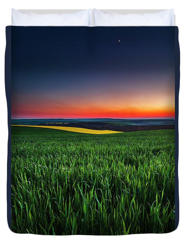 Dusk Duvet Cover featuring the photograph Twilight Fields by Evgeni Dinev