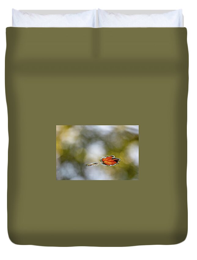 Autumn Duvet Cover featuring the photograph Twin Lakes Gold by Kevin Suttlehan
