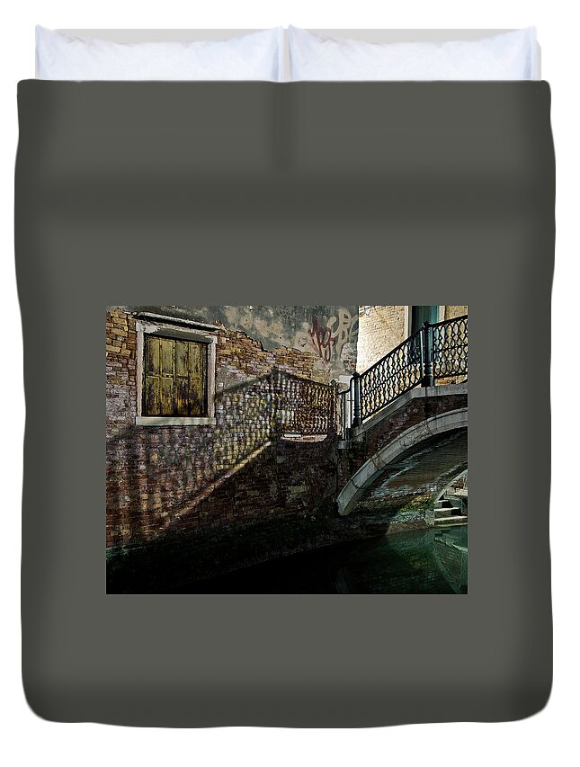 Ponte Duvet Cover featuring the photograph Under the shadow of a Venetian bridge by Eyes Of CC