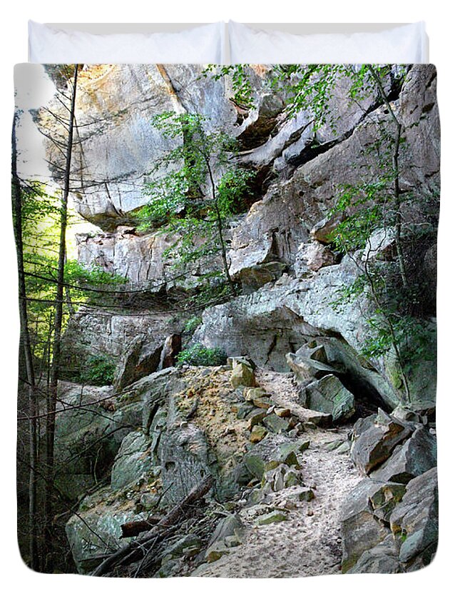 Pogue Creek Canyon Duvet Cover featuring the photograph Unnamed Rock Face 7 by Phil Perkins
