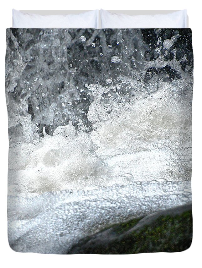 Upper Meigs Falls Duvet Cover featuring the photograph Upper Meigs Falls 5 by Phil Perkins
