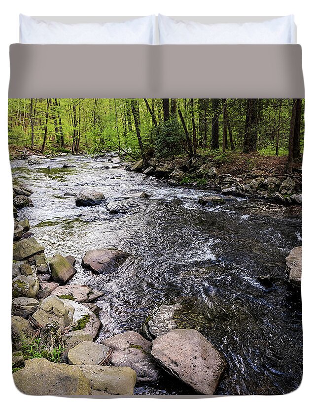 Catskills Duvet Cover featuring the photograph Upstate New York - Ten Mile River Narrowsburg by Amelia Pearn