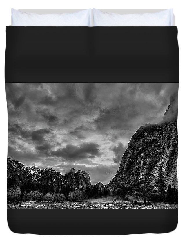 Nature Duvet Cover featuring the photograph Valley Clouds on Yosemite Granite II by Jon Glaser