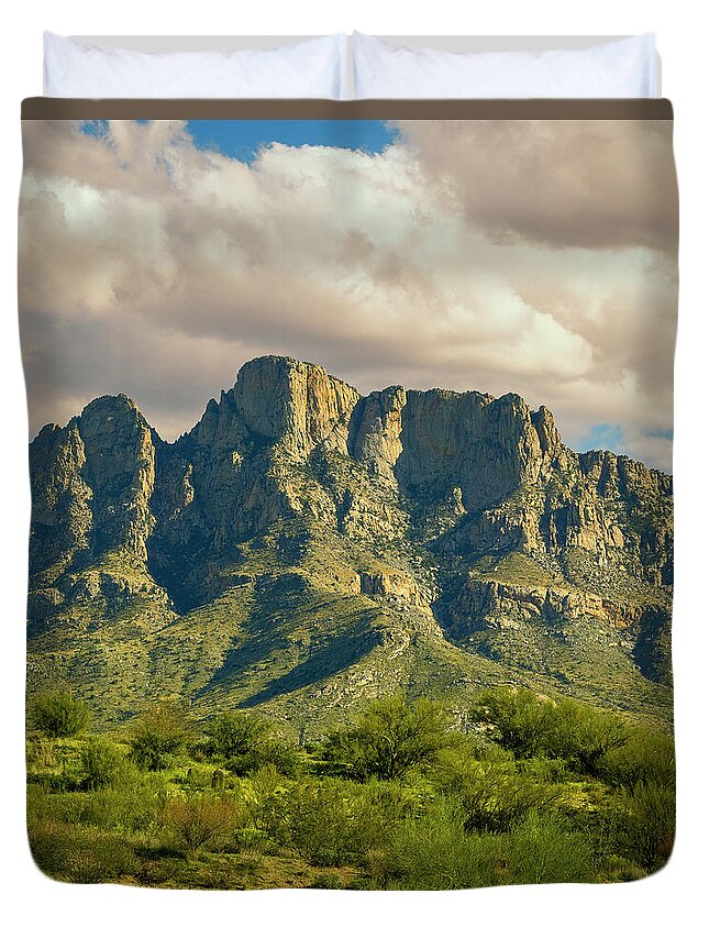 Mountain Duvet Cover featuring the photograph Valley View 25413 by Mark Myhaver