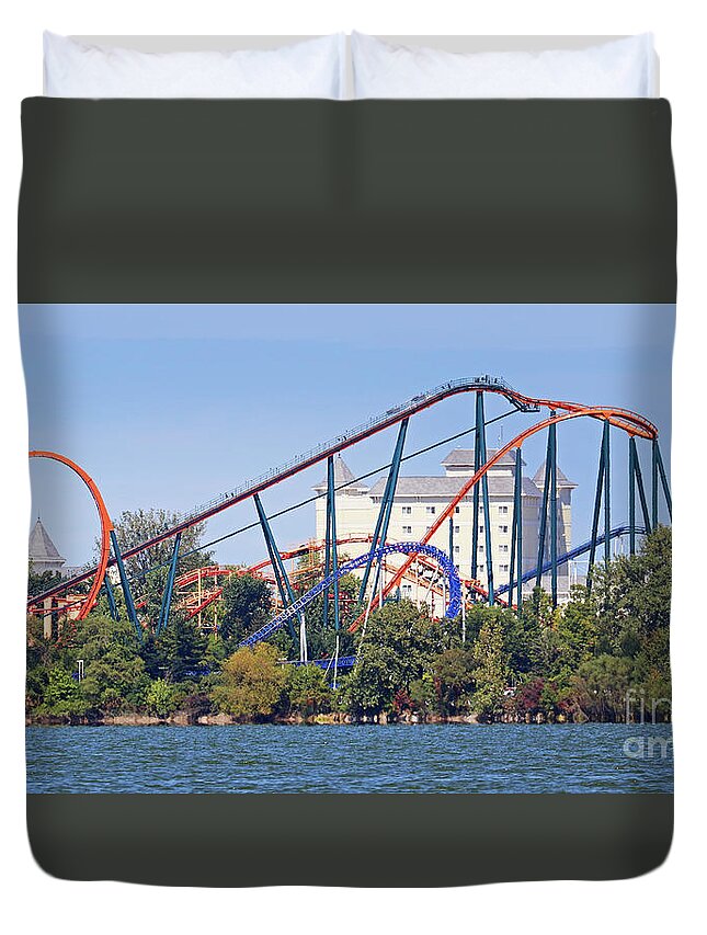 Cedar Point Duvet Cover featuring the photograph Valravn and the Hotel Breakers Cedar Point 0475 by Jack Schultz