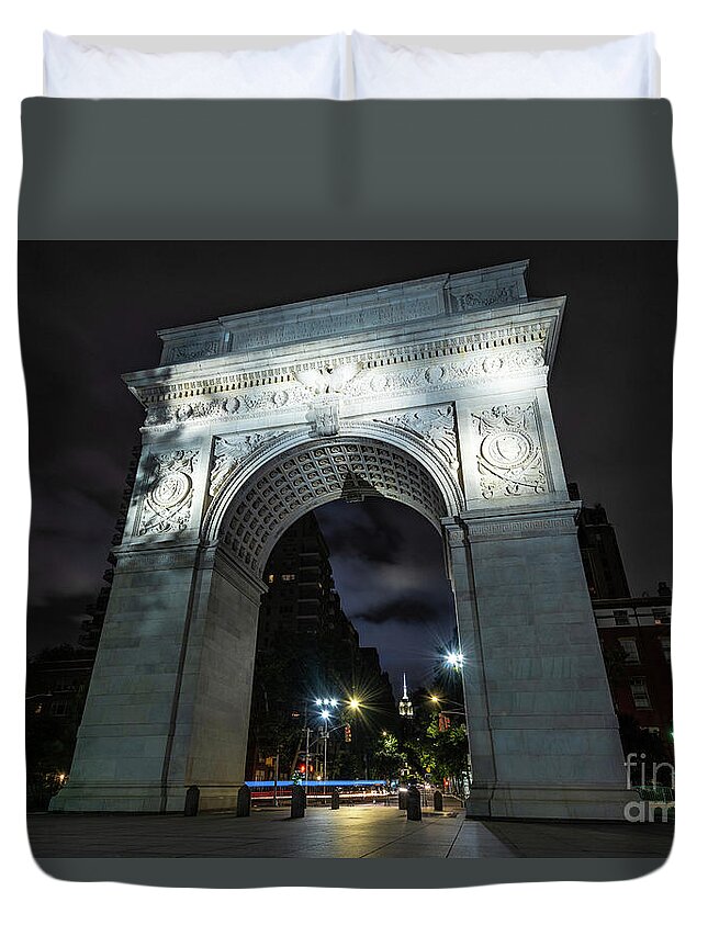 1892 Duvet Cover featuring the photograph Washington Square Arch The South Face by Stef Ko