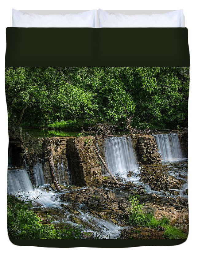 Amis Mill Duvet Cover featuring the photograph Big Creek Dam and Waterfall by Shelia Hunt