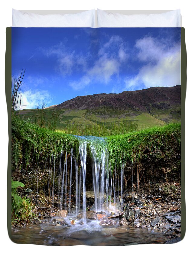 Uk Duvet Cover featuring the photograph Waterfall In Miniature, Lake District by Tom Holmes Photography