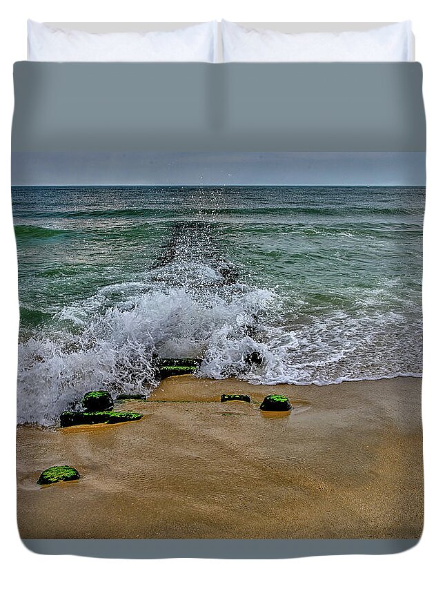 Waves Duvet Cover featuring the photograph Waves at Long Branch by Alan Goldberg