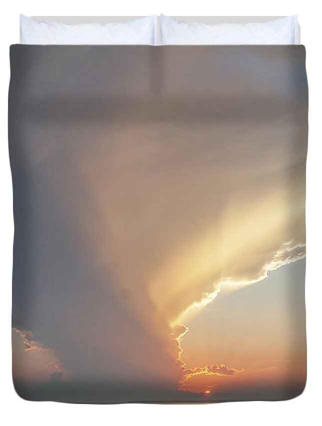 Sunsets Duvet Cover featuring the photograph Weborg Point Sunset by Paul Schultz